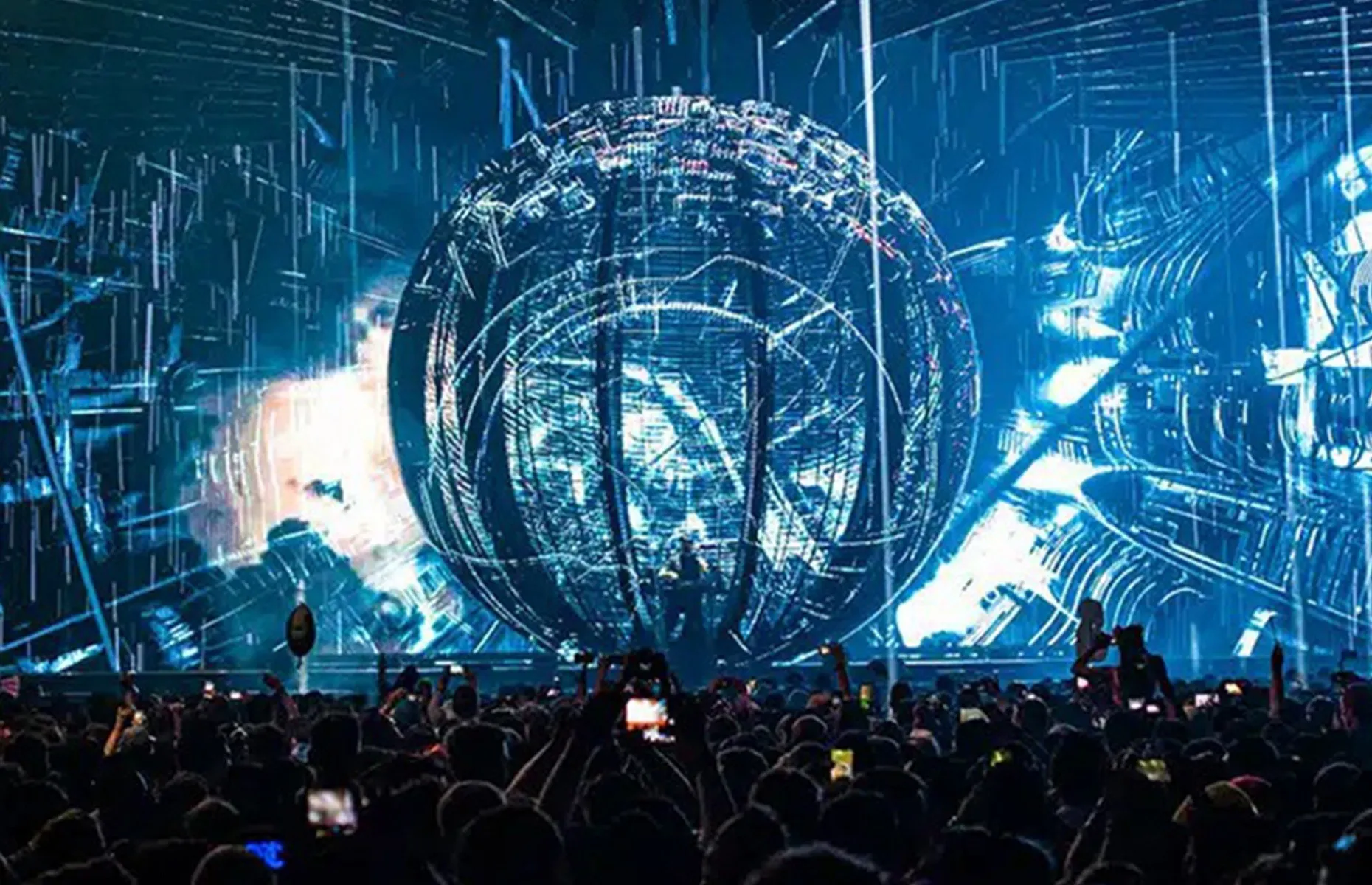 Exploring the Immersive Power of LE...